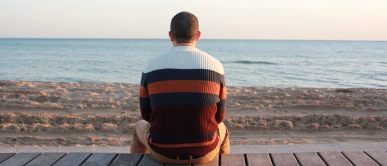 Stoppen met piekeren: wat kan je doen tegen piekeren? (+ 7 praktische tips)