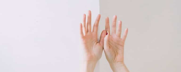 Trillen en beven: wat is de oorzaak en wat is het verband met stress?