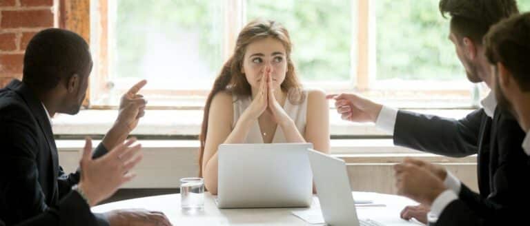 Verstoorde arbeidsrelatie met collega of leidinggevende: een grote bron van stress