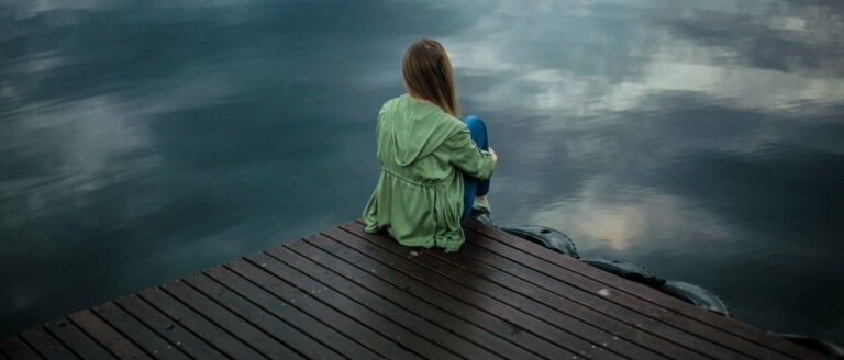 De angst om alleen te zijn in relatie met stress en burn-out