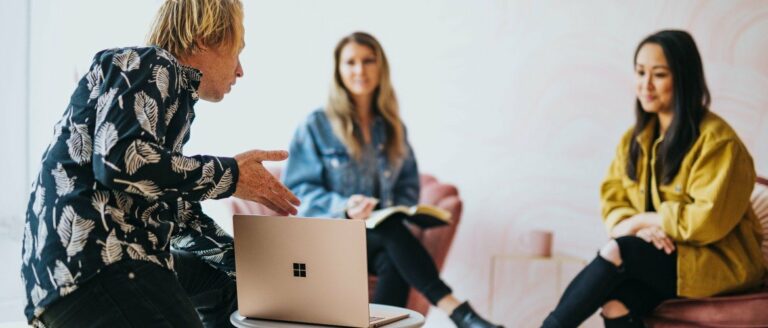 De voor- en nadelen van online vergaderen