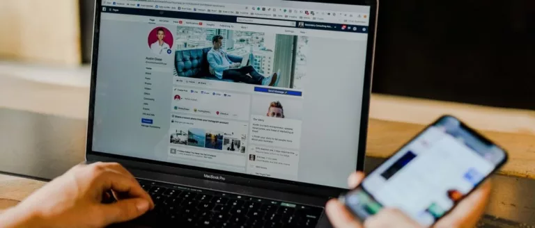 Stress door Facebook - Word jij wel genoeg #geliked?