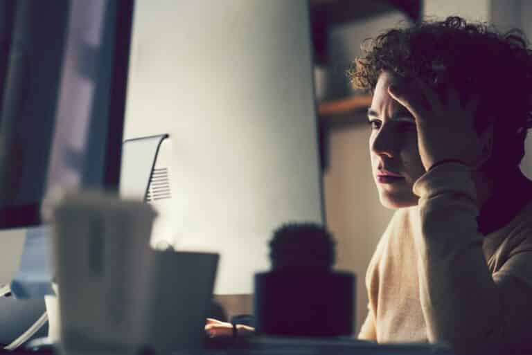 overwerken kan een bron van stress zijn