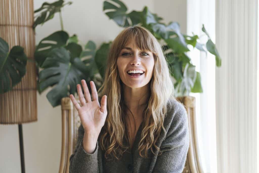 Als je introvert bent maar je voordoet als een extravert kan nadelig zijn voor jezelf en werkgever.