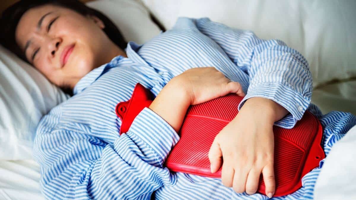 Brandend maagzuur door stress - wat zijn de oorzaken en oplossingen?