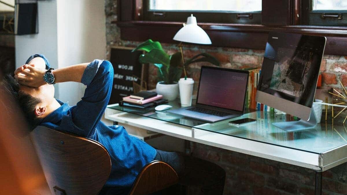 Traag reageren door stress: De neurologische effecten van stress op onze reactiesnelheid