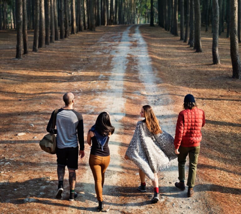 Stap voor stap: hoe wandelen je kan helpen bij stress en burn-out