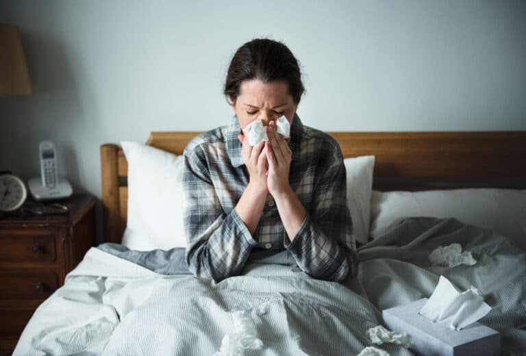Ziek door stress? Dit is hoe stress en ziekte elkaar beïnvloeden