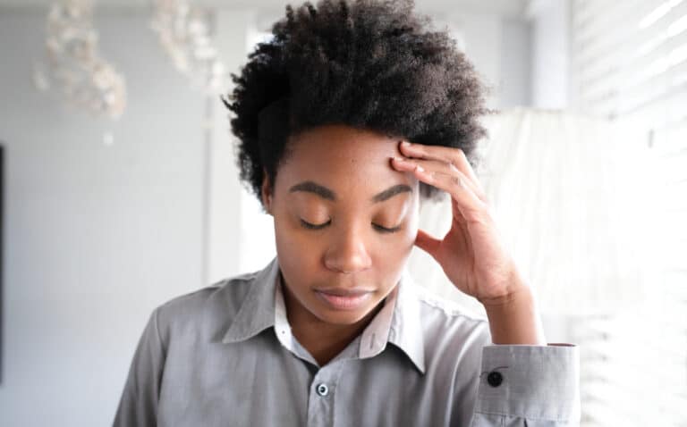 Veel zuchten als gevolg van stress en burn-out - Wat betekent het en wat kun je doen