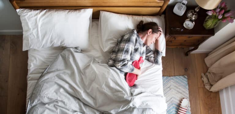 Hoe stress invloed heeft op je menstruatie - wat moet je weten