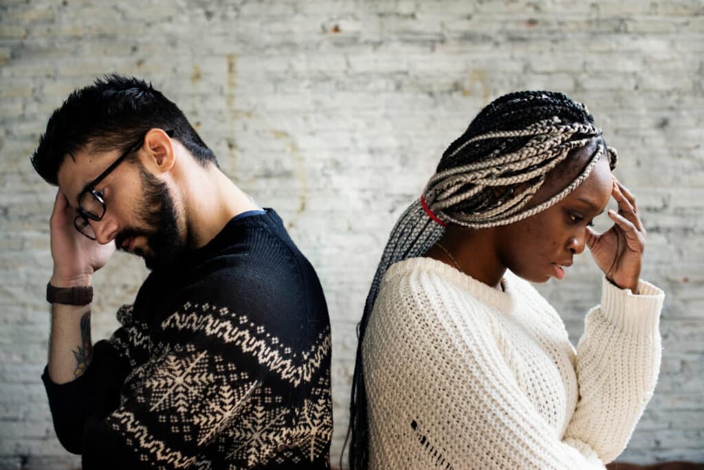 Onzeker zijn in je relatie en de link naar stress en burn-out